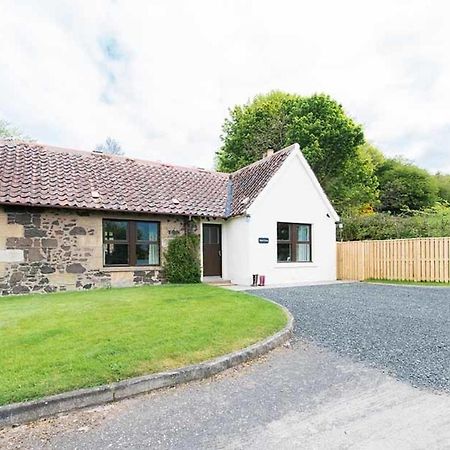 Douglas Fir Lodge With Hot Tub Near Cupar Fife Luthrie Exteriör bild